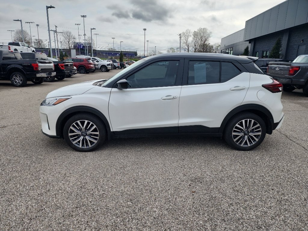 Used 2024 Nissan Kicks SV image 4