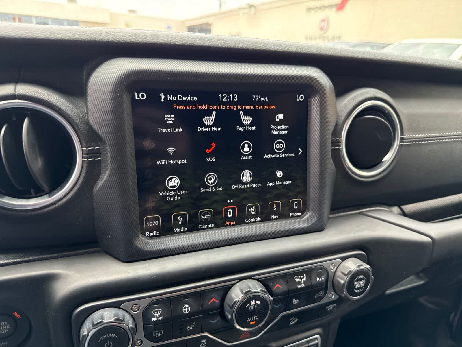 Used 2018 Jeep Wrangler Unlimited Sahara AWD/4WD image 26