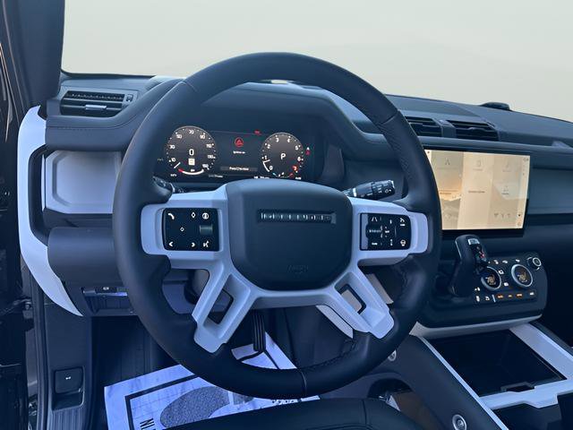 New 2025 Land Rover Defender 110 X-Dynamic SE AWD/4WD image 22