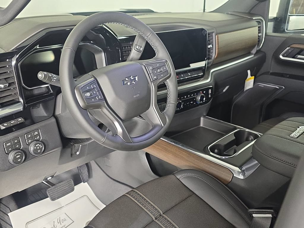 New 2026 Chevrolet Silverado 3500 High Country w/ High Country Premium Package AWD/4WD image 12