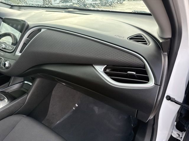 Used 2024 Chevrolet Malibu LT image 50
