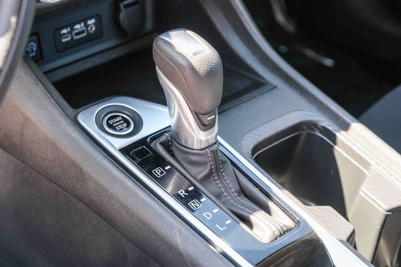 Used 2024 Nissan Sentra SV FWD image 21