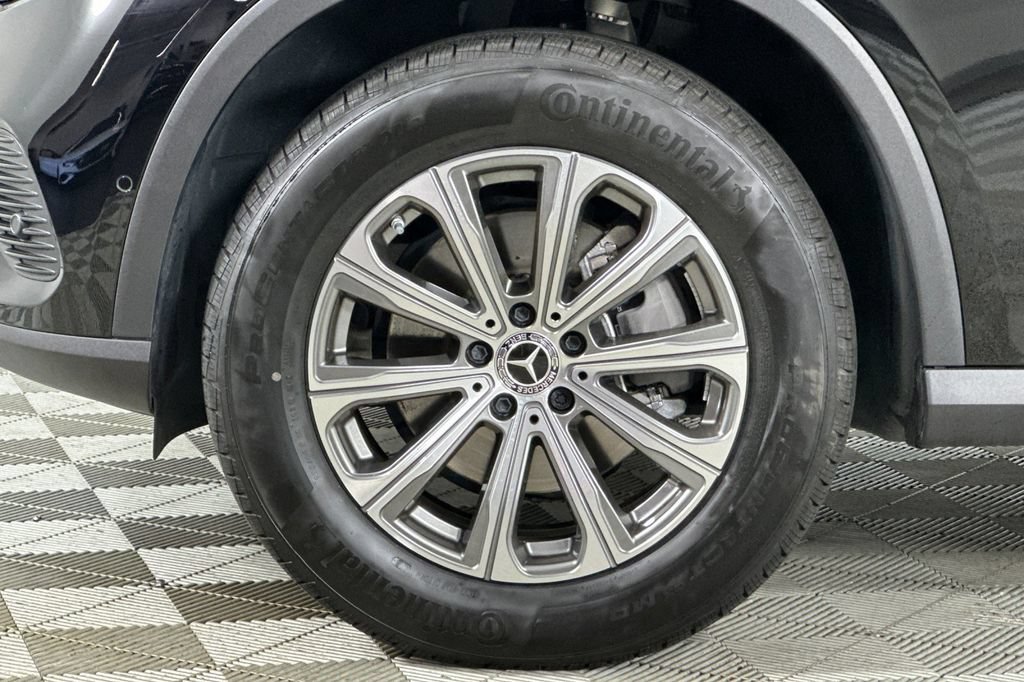 Certified 2026 Mercedes-Benz GLC 300 4MATIC image 33