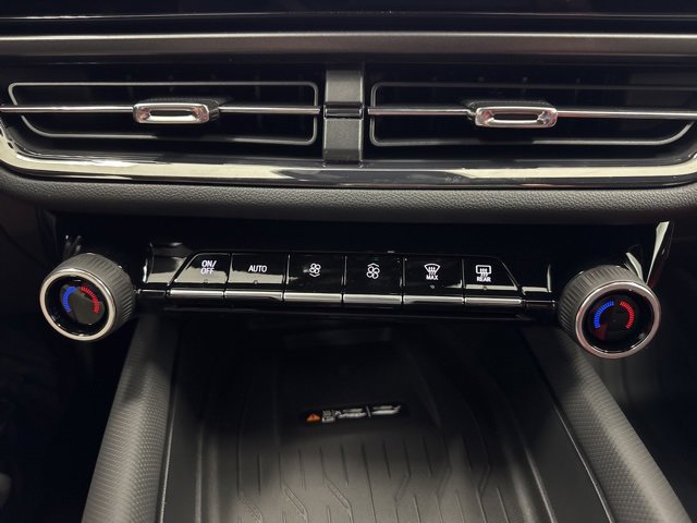 New 2026 Chevrolet Equinox EV RS image 18