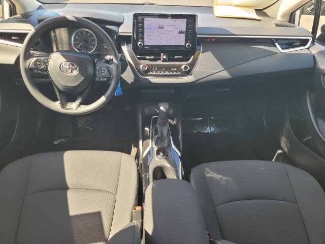 Used 2022 Toyota Corolla LE FWD image 16