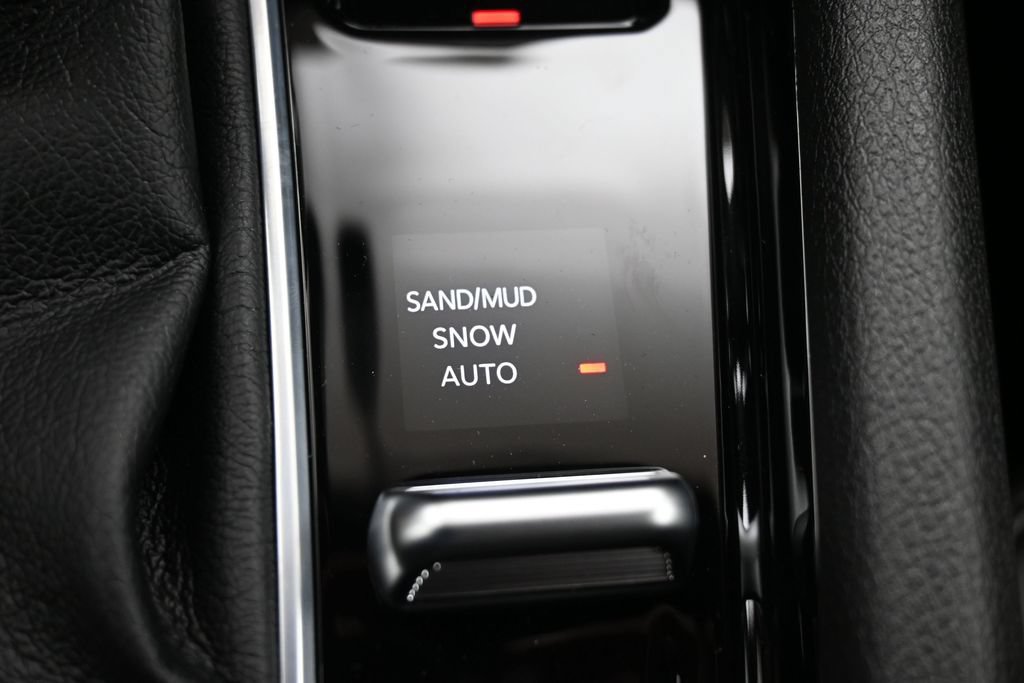 New 2026 Jeep Compass Latitude AWD/4WD image 14