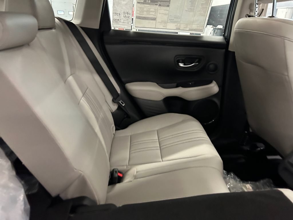 New 2027 Honda HR-V EX-L image 18