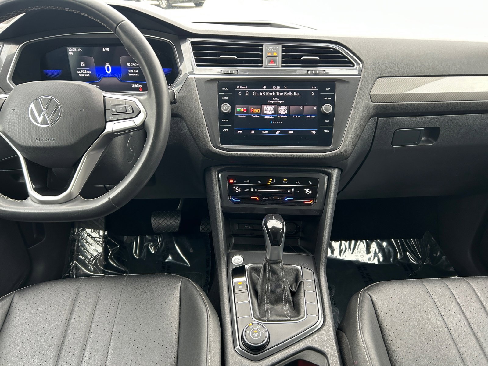 Certified 2022 Volkswagen Tiguan SE AWD/4WD image 4