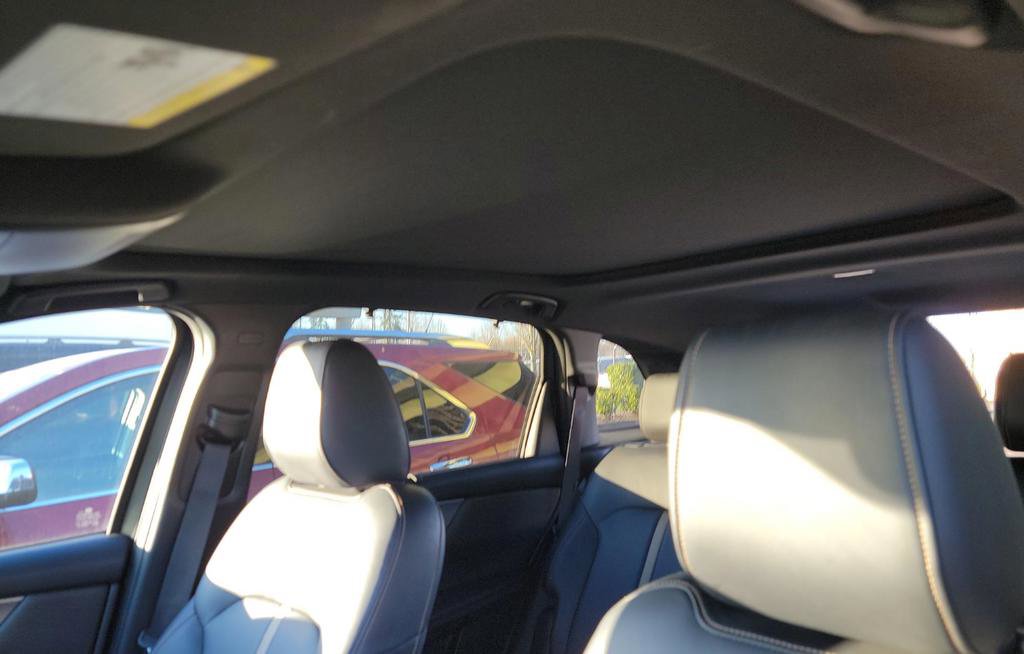 Used 2024 MAZDA CX-90 Plug-In Hybrid w/ Premium Plus image 12