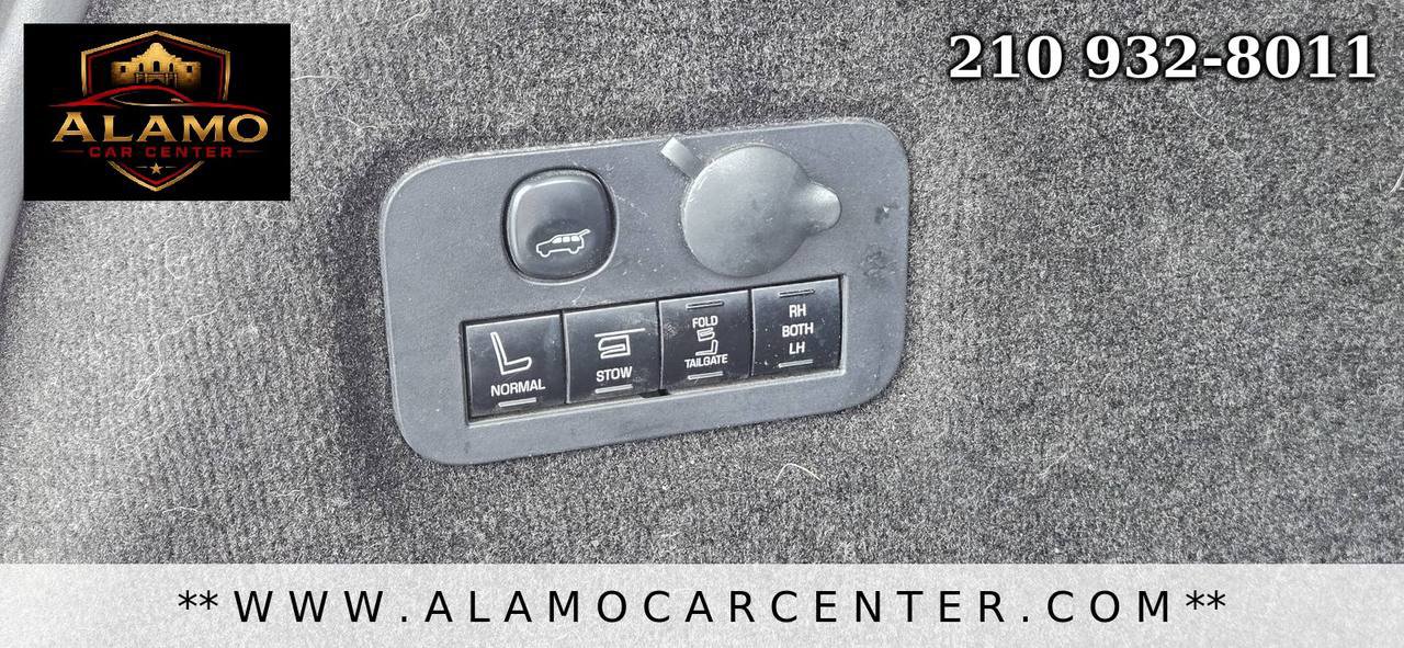 Used 2015 Lincoln MKT AWD w/ Equipment Group 201A image 32