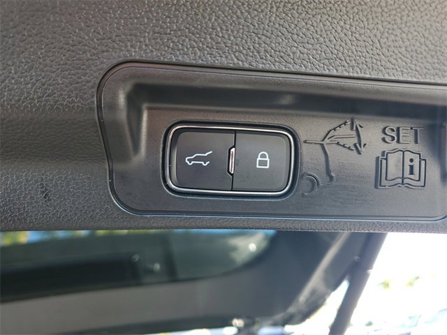 Used 2023 Ford Explorer Timberline image 9