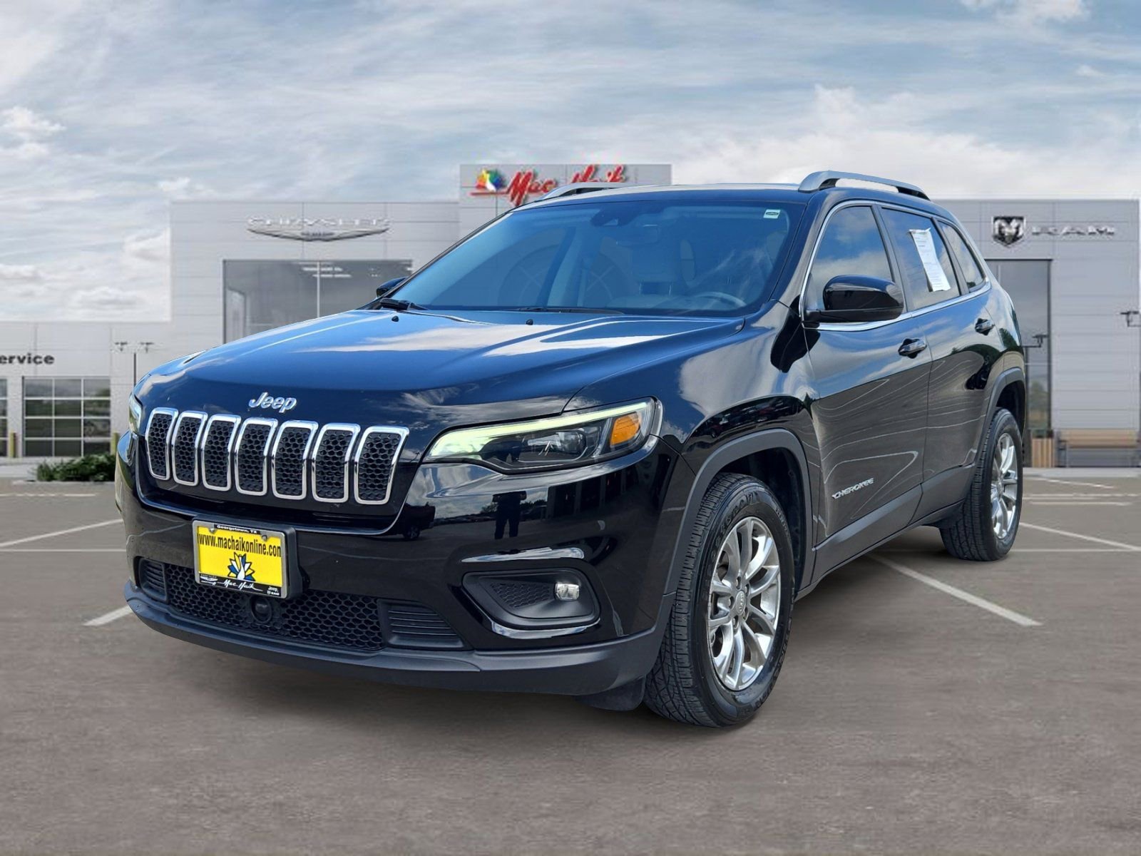 Used 2021 Jeep Cherokee Latitude Lux w/ Comfort/Convenience Group FWD image 1