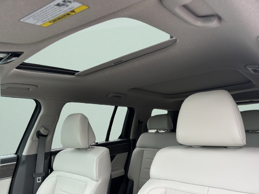 New 2027 Hyundai Santa Fe Limited FWD image 26