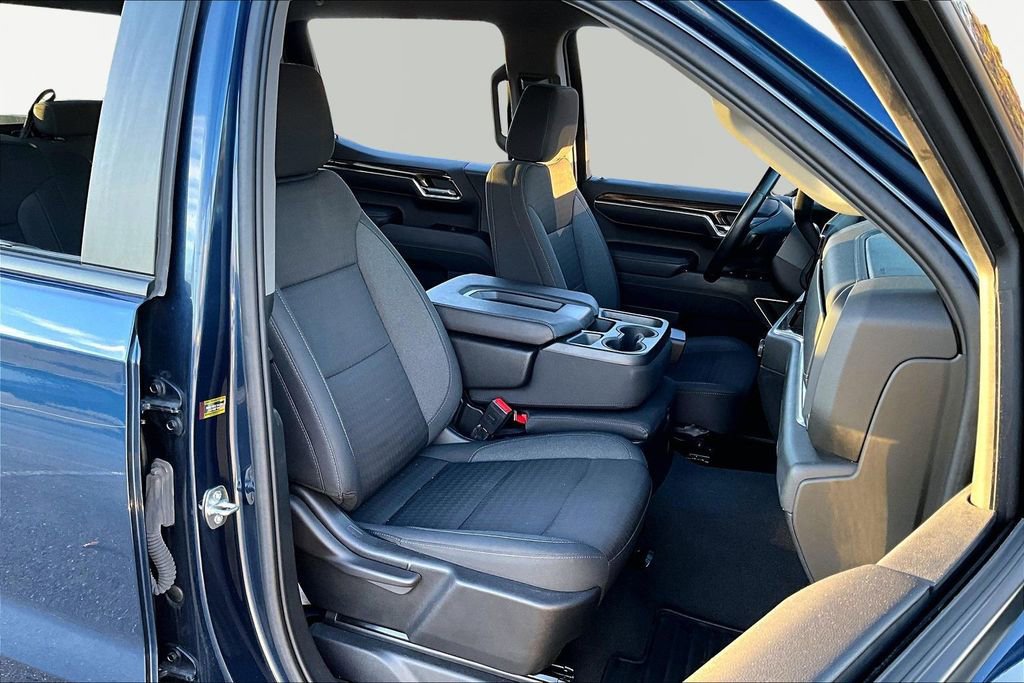 Used 2023 Chevrolet Silverado 1500 LT image 19