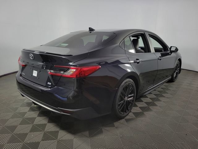 Used 2025 Toyota Camry SE FWD image 8