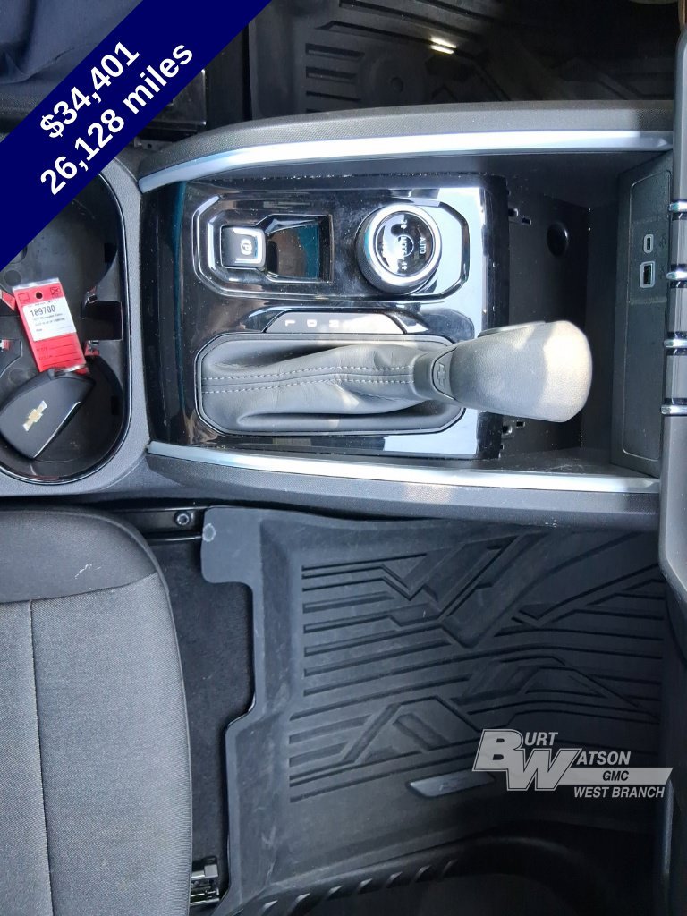 Used 2023 Chevrolet Colorado Trail Boss w/ LPO, Dark Essentials Package AWD/4WD image 32