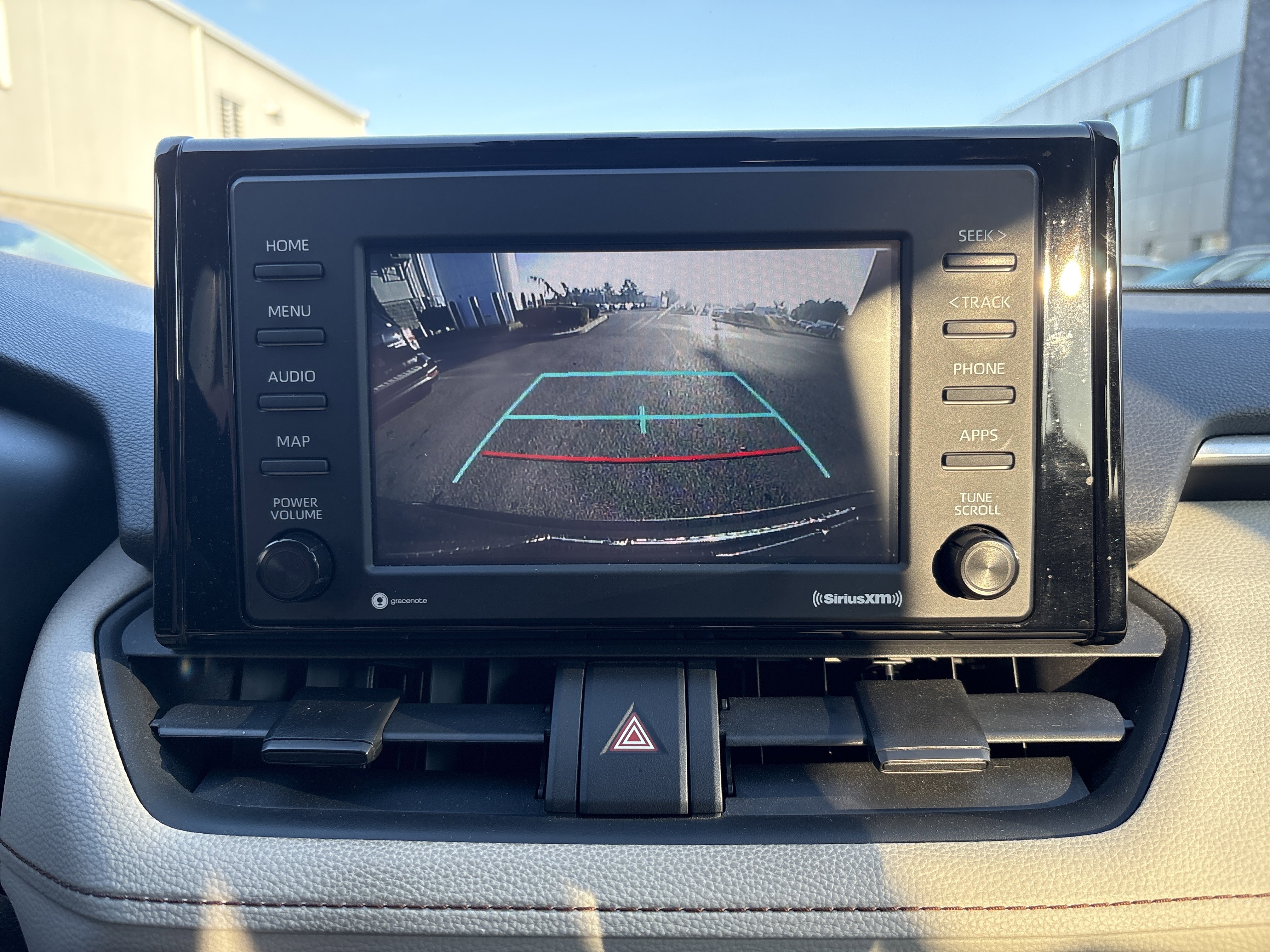 Used 2021 Toyota RAV4 XLE w/ Carpet Mat Package (TMS) image 22