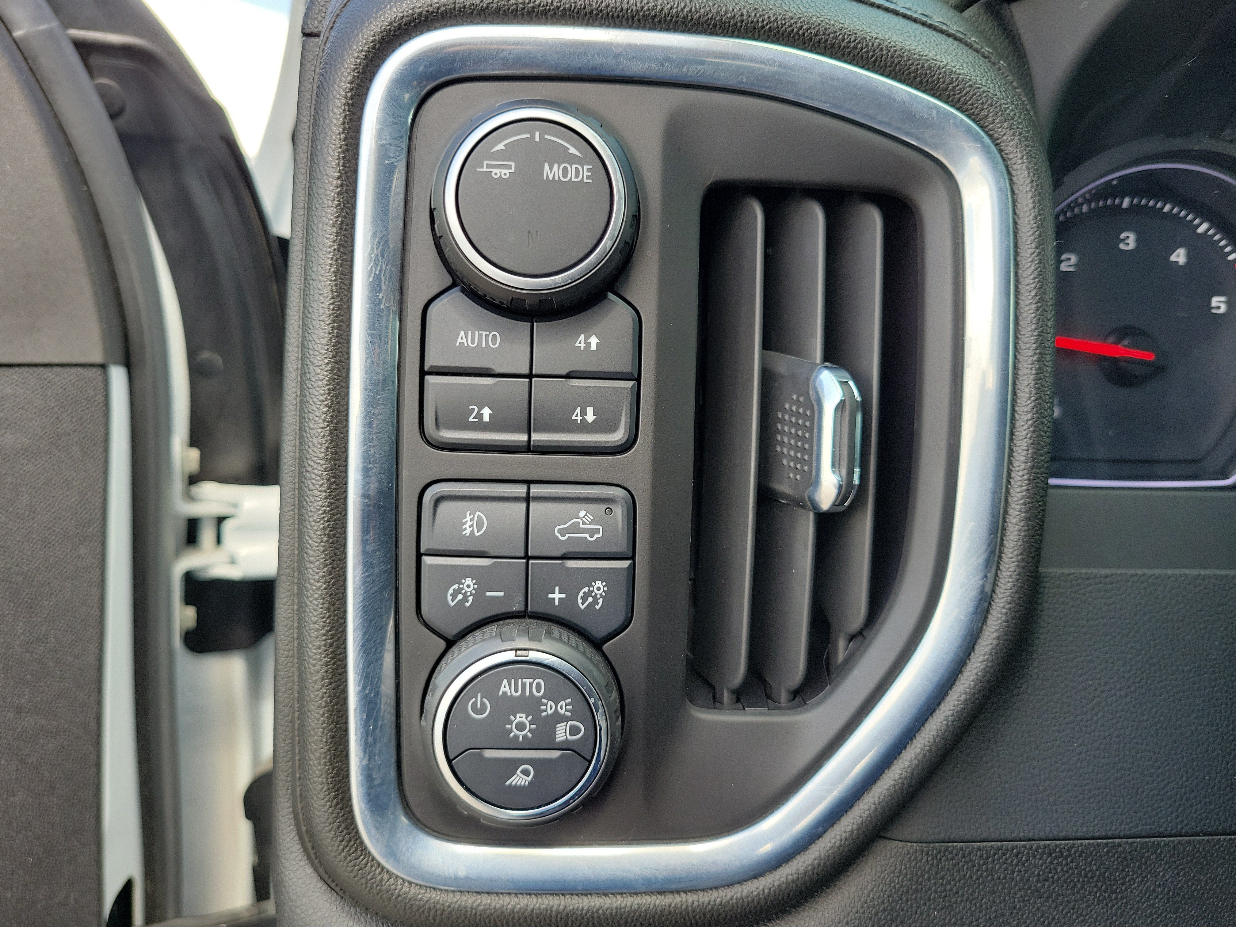 Used 2022 Chevrolet Silverado 2500 LTZ w/ LTZ Plus Package AWD/4WD image 24