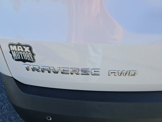 Used 2022 Chevrolet Traverse LT image 10