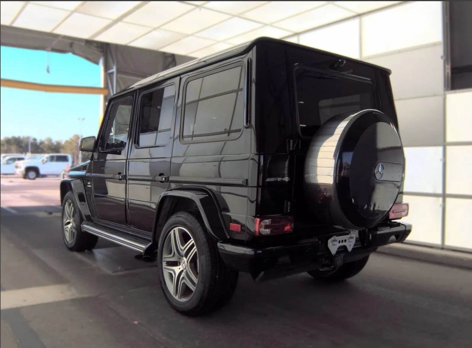 Used 2016 Mercedes-Benz G 63 AMG 4MATIC image 2