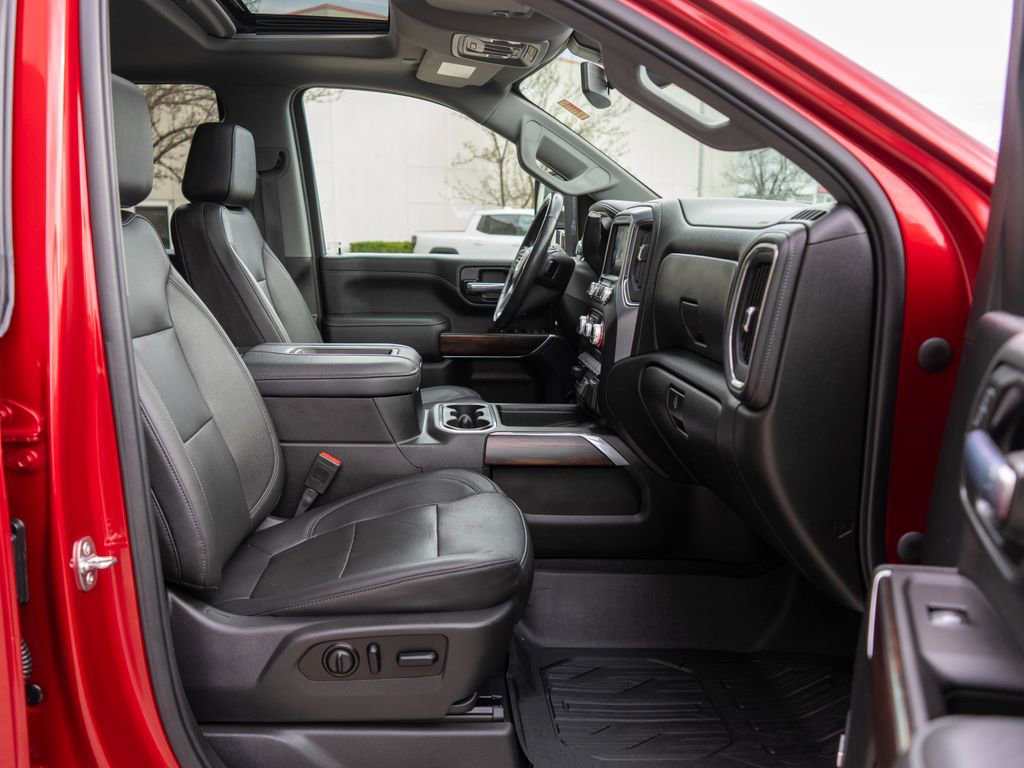 Used 2021 GMC Sierra 3500 SLT w/ SLT Premium Package image 10