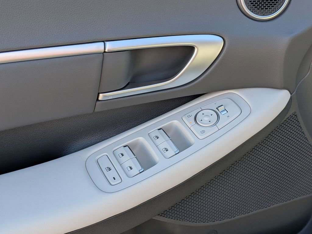New 2026 Hyundai Sonata SEL FWD image 14