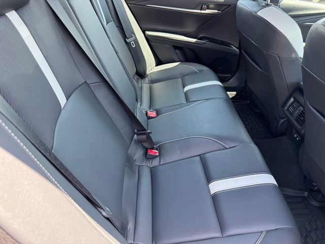 Used 2025 Toyota Camry SE w/ Convenience Package FWD image 8