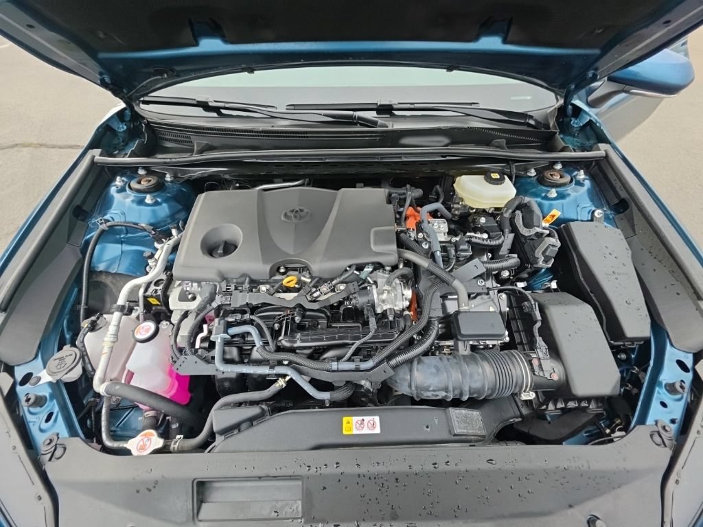 Used 2026 Toyota Camry SE w/ Convenience Package FWD image 12