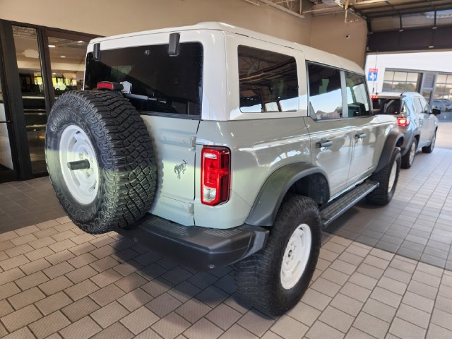 Used 2024 Ford Bronco Heritage Edition AWD/4WD image 6