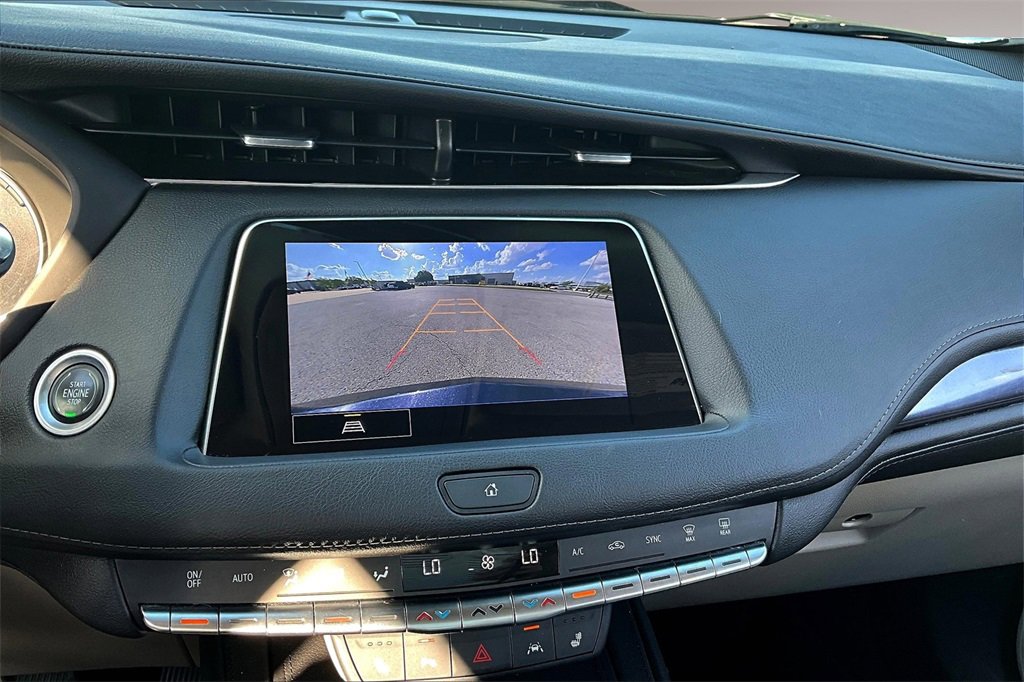 Certified 2023 Cadillac XT4 Luxury w/ Cold Weather Package image 22