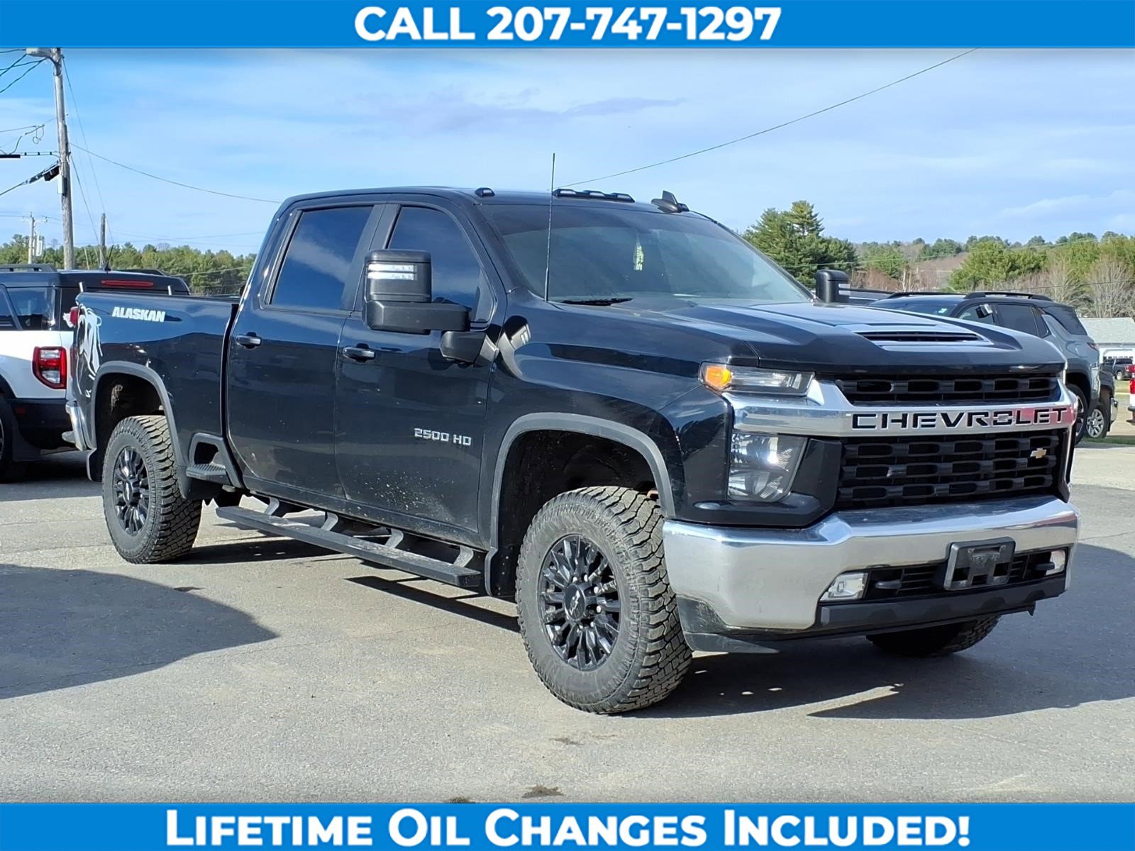 Used 2022 Chevrolet Silverado 2500 LT w/ Convenience Package AWD/4WD image 4