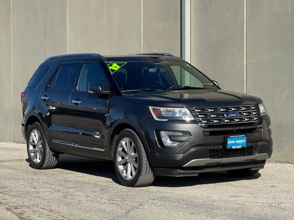 Used 2017 Ford Explorer Limited image 2