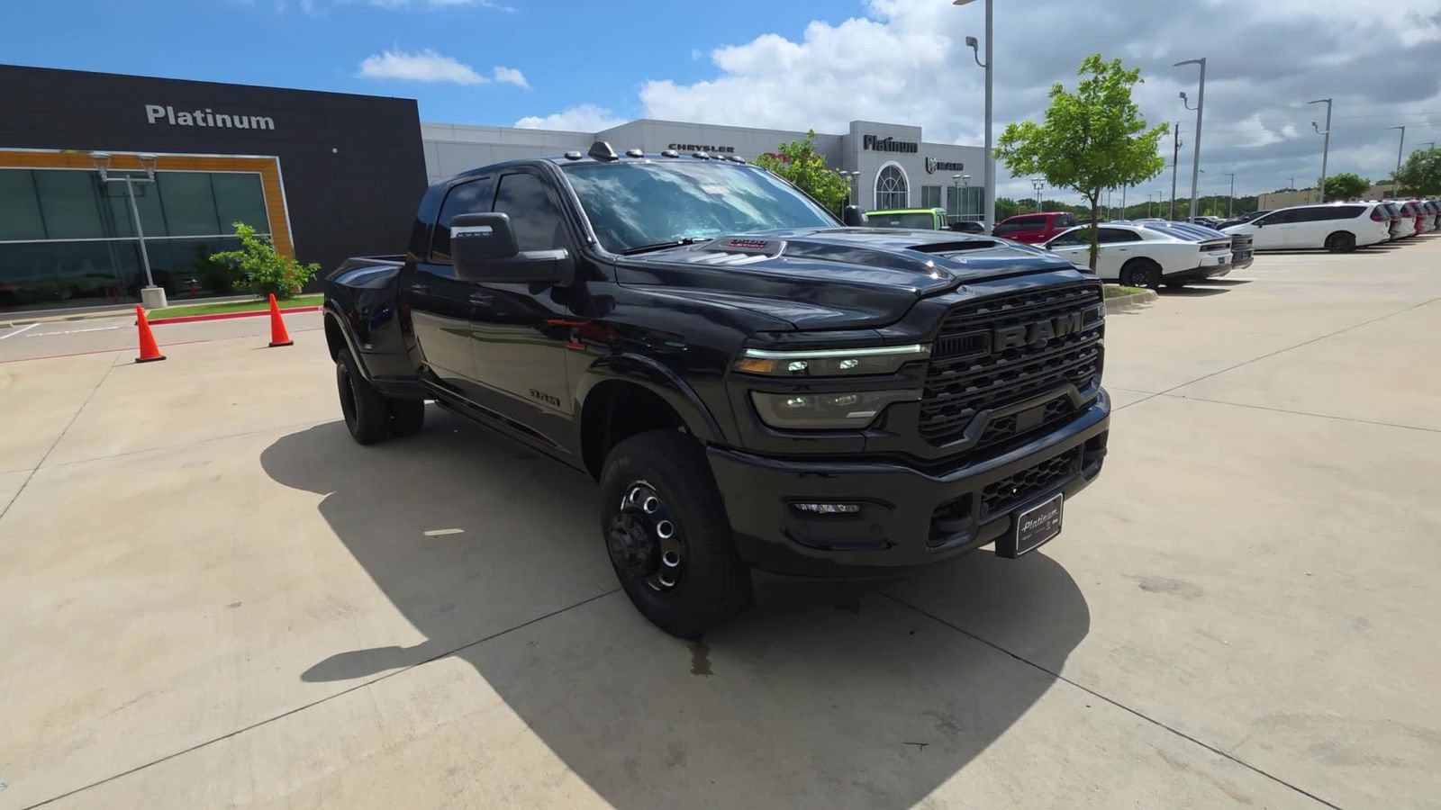 New 2026 RAM 3500 Limited AWD/4WD image 4