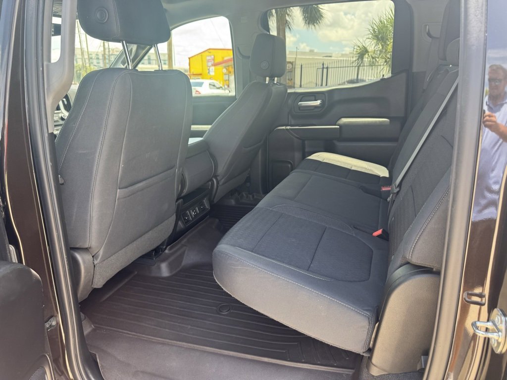 Used 2019 Chevrolet Silverado 1500 LT w/ All-Star Edition image 9