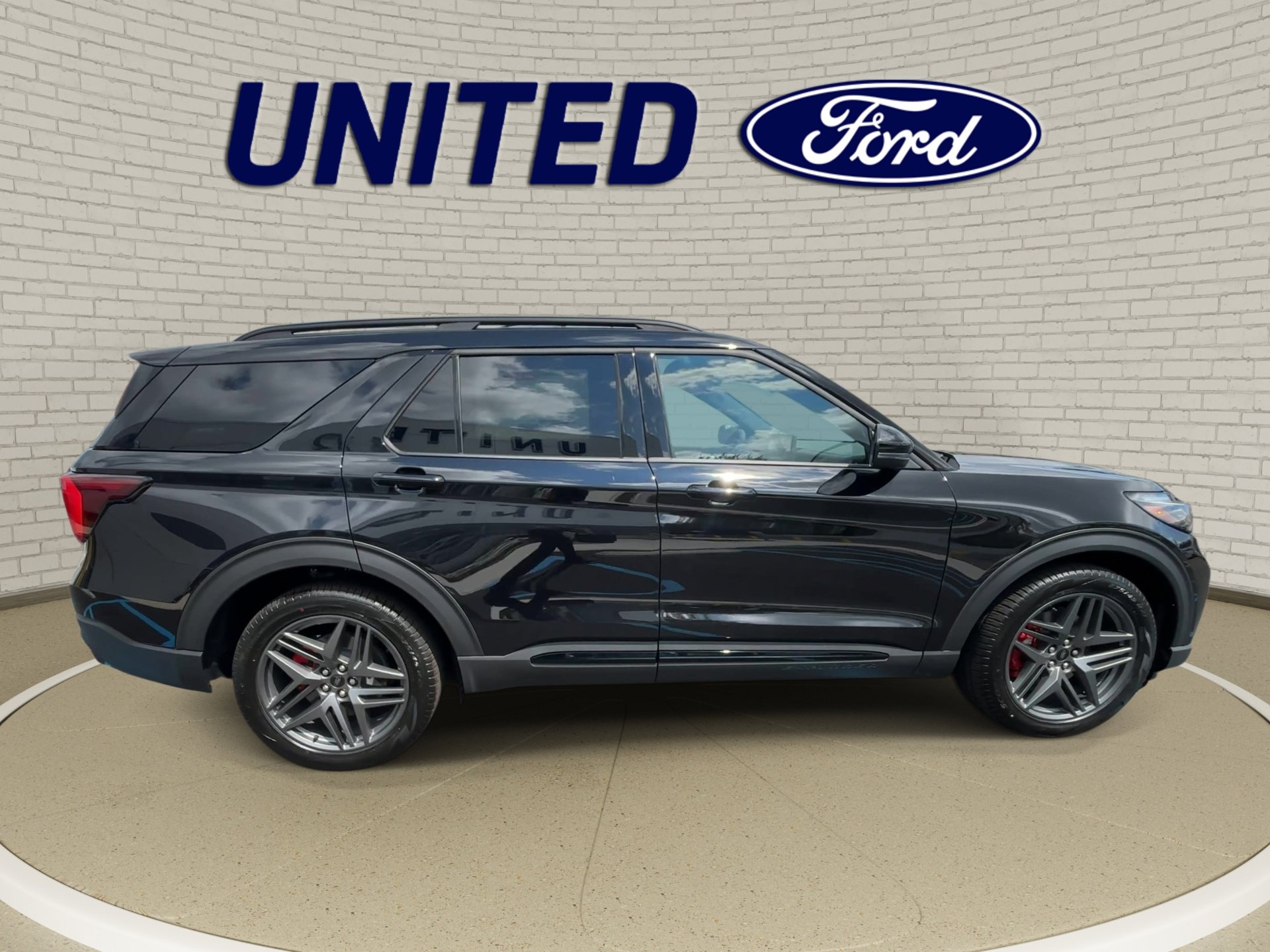 New 2026 Ford Explorer ST w/ Sun And Sound Package AWD/4WD image 9