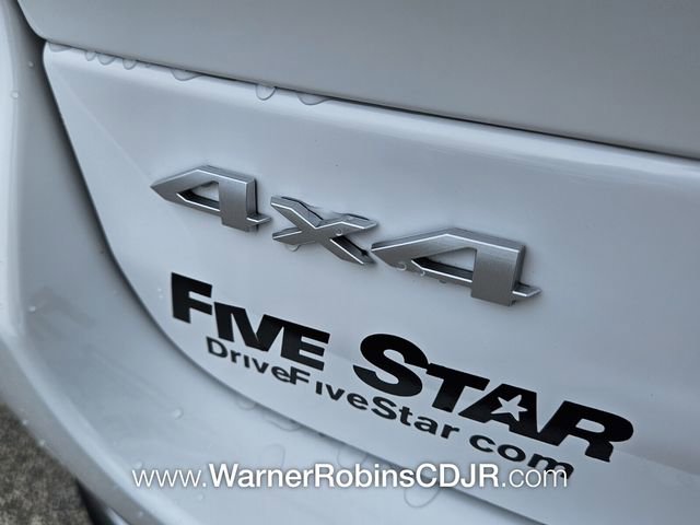 New 2025 Jeep Grand Cherokee Limited w/ Luxury Tech Group II image 11