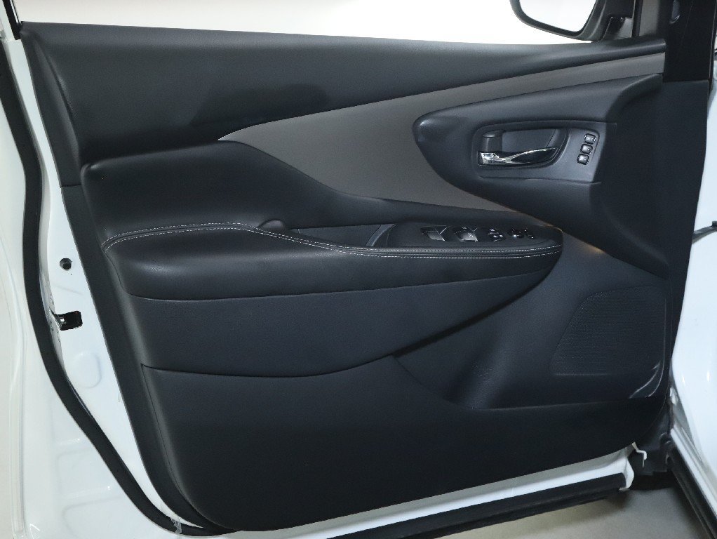 Certified 2023 Nissan Murano SL w/ SL Moonroof Package AWD/4WD image 18
