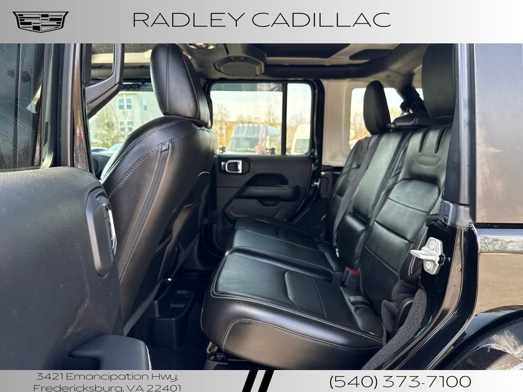 Used 2023 Jeep Wrangler Unlimited Sahara w/ Cold Weather Group AWD/4WD image 12