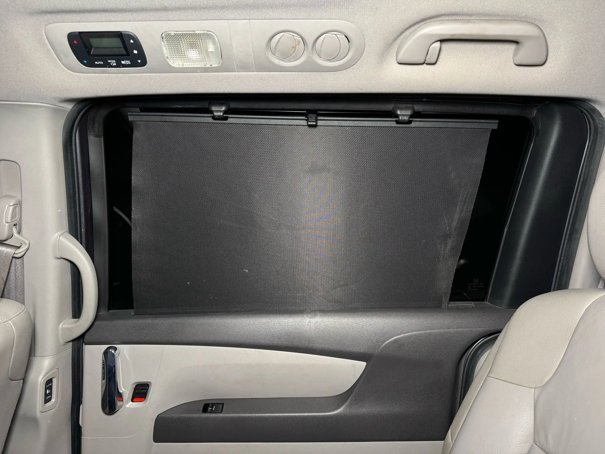 Used 2014 Honda Odyssey EX-L image 19