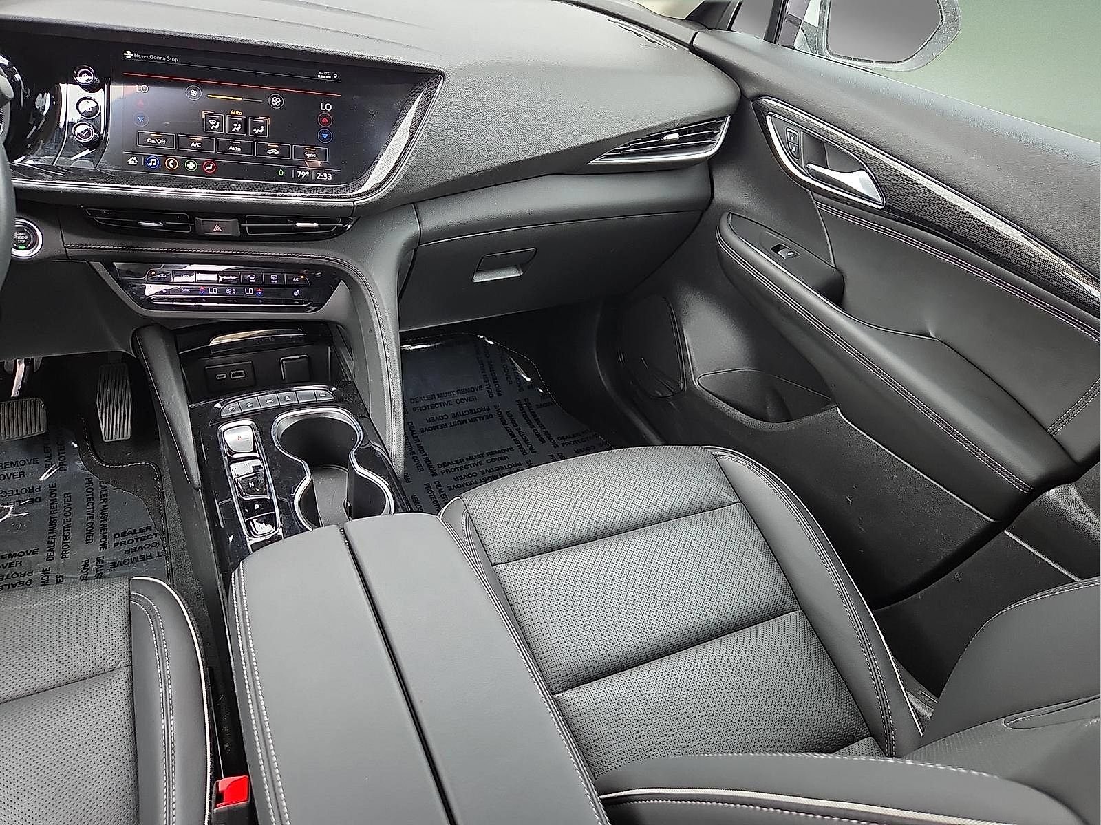 Used 2023 Buick Envision Essence AWD/4WD image 12