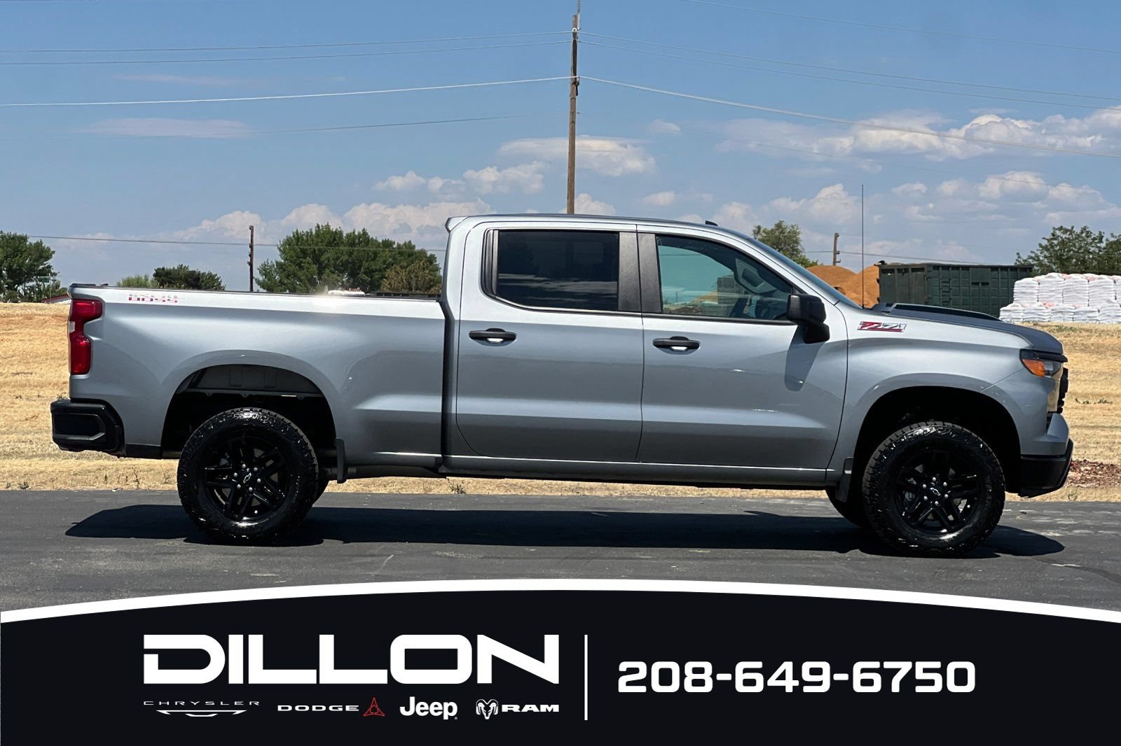 Used 2025 Chevrolet Silverado 1500 Custom Trail Boss AWD/4WD image 3