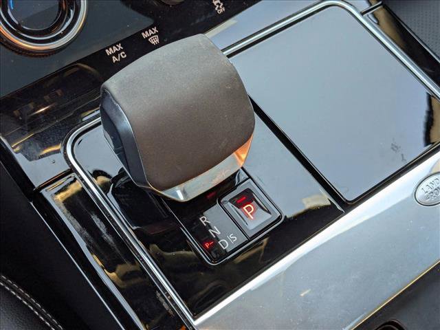 Used 2023 Land Rover Range Rover Velar R-Dynamic S image 13