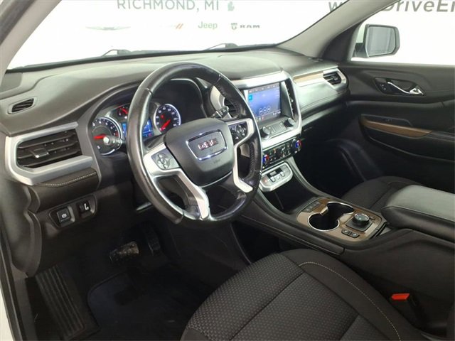 Used 2020 GMC Acadia SLE w/ Driver Convenience Package image 8