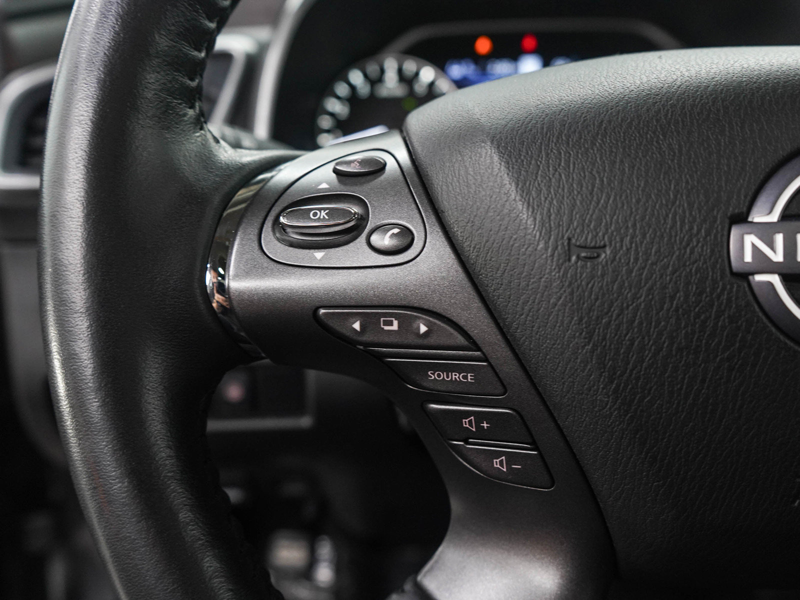 Used 2024 Nissan Murano Platinum AWD/4WD image 28