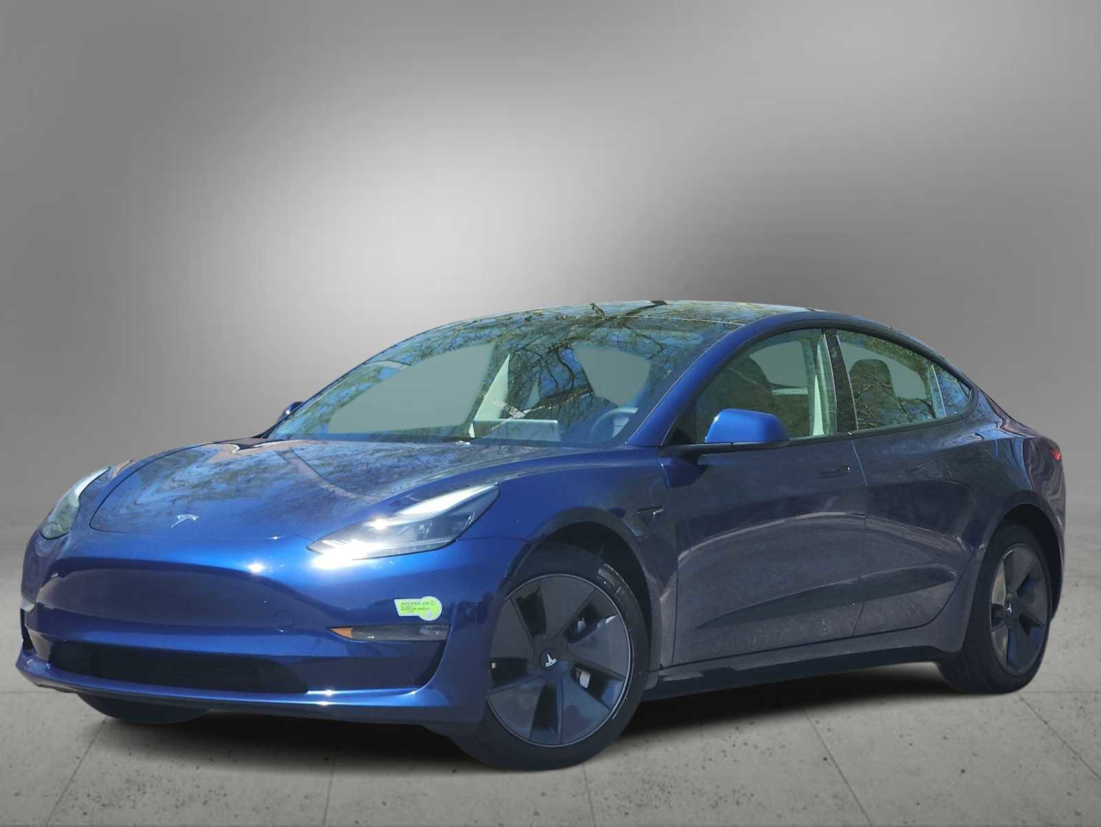 Used 2023 Tesla Model 3 Standard Range RWD video 1