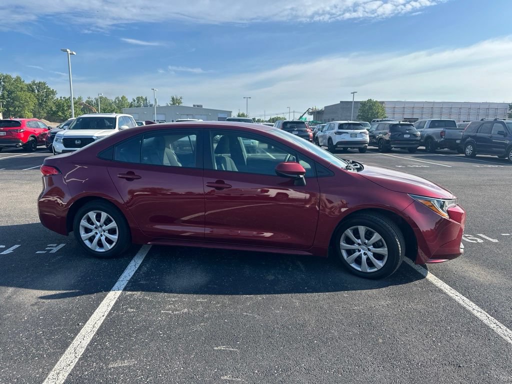 Used 2023 Toyota Corolla LE FWD image 10