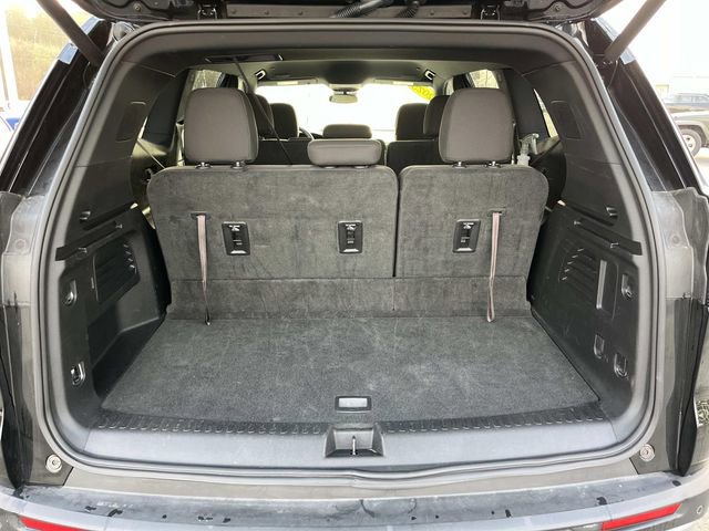 Used 2025 GMC Acadia Elevation image 19