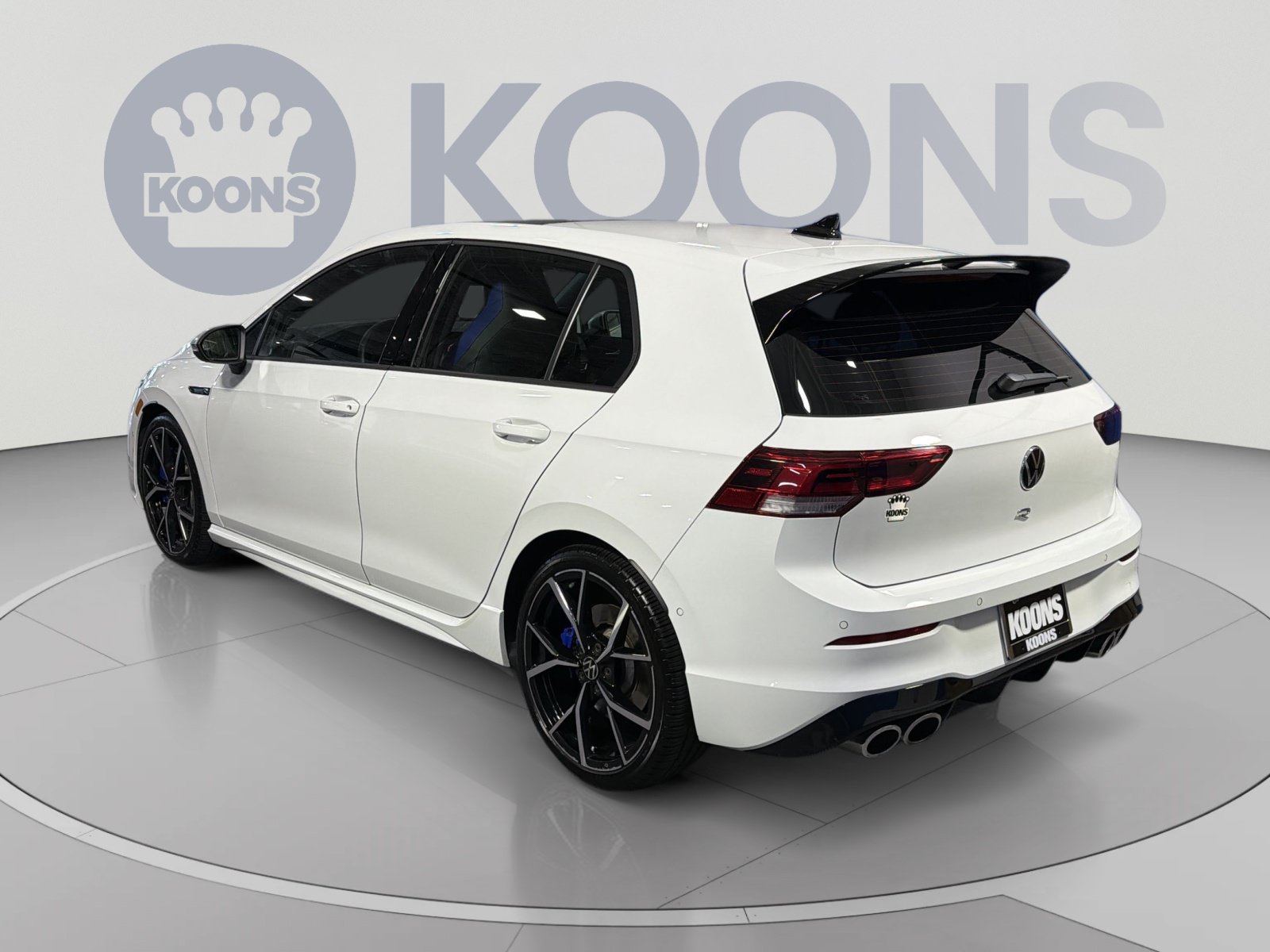 Used 2023 Volkswagen Golf R AWD/4WD image 4