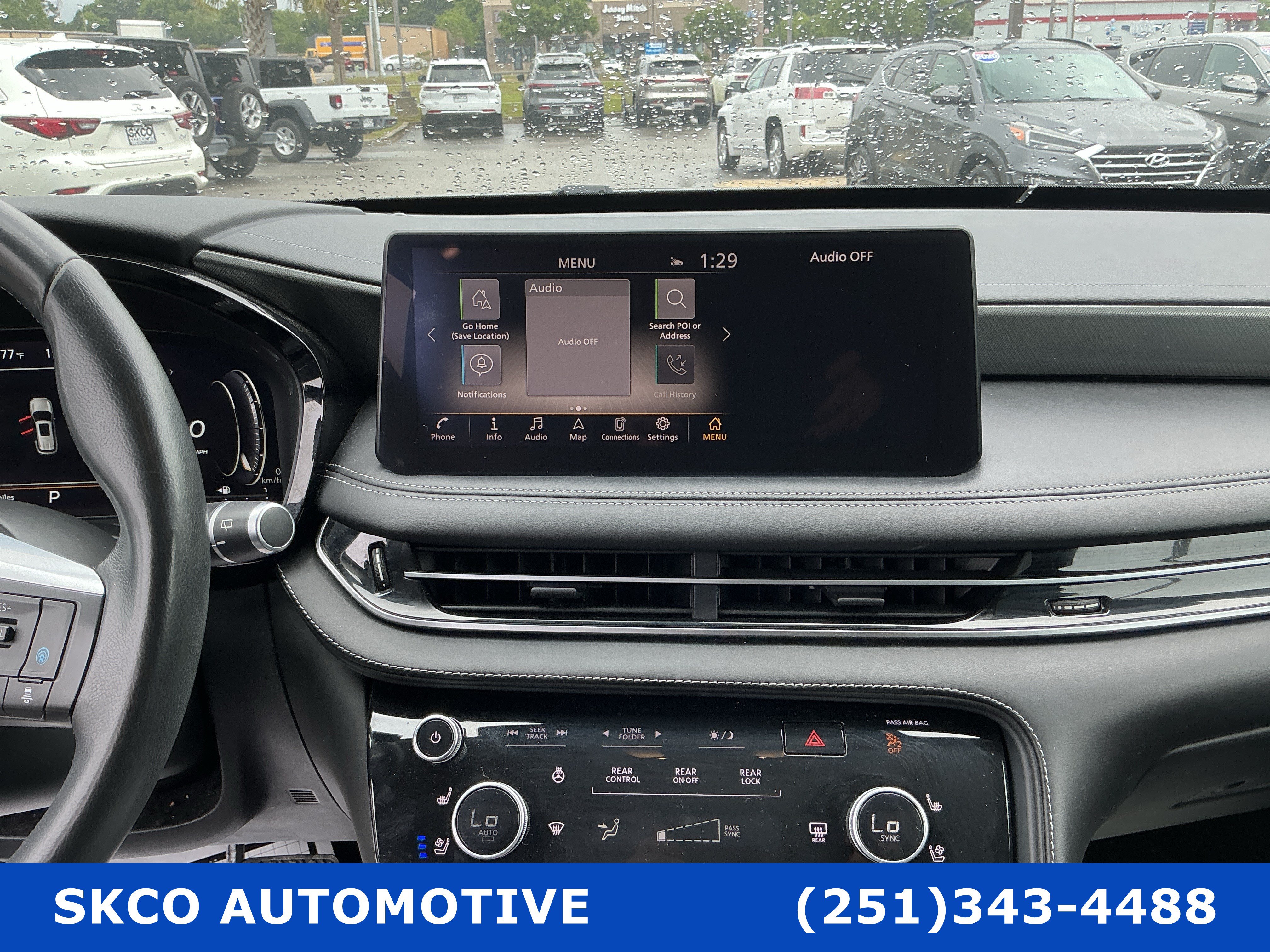 Used 2023 INFINITI QX60 Luxe w/ Performance Audio Package FWD image 16