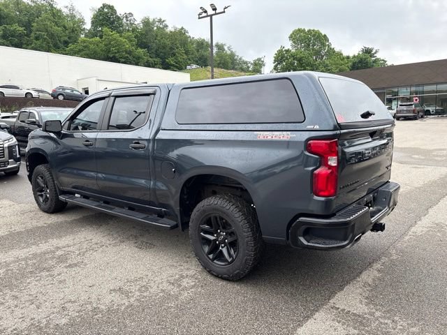 Used 2021 Chevrolet Silverado 1500 Custom Trail Boss w/ LPO, Dark Essentials Package AWD/4WD image 3